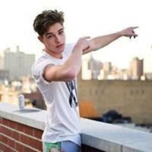 Meet your Posher, Jonathan